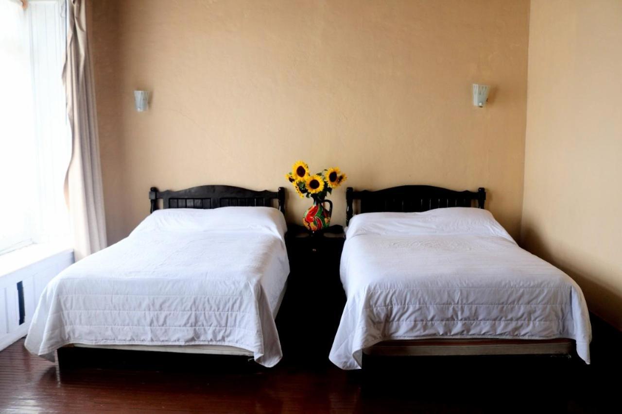 Hotel Casa Blanca El Oro de Hidalgo Exteriör bild